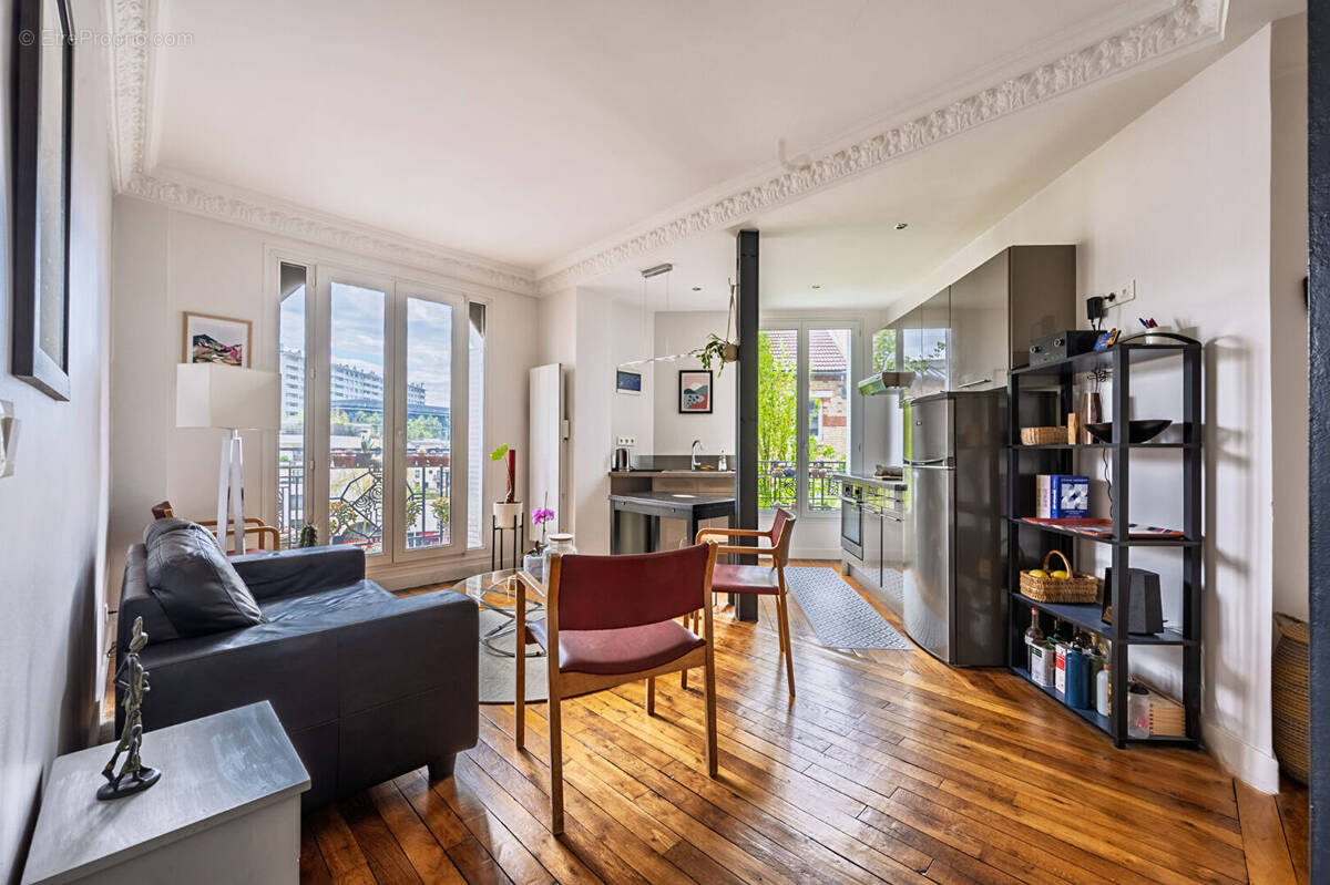 Appartement à MONTROUGE