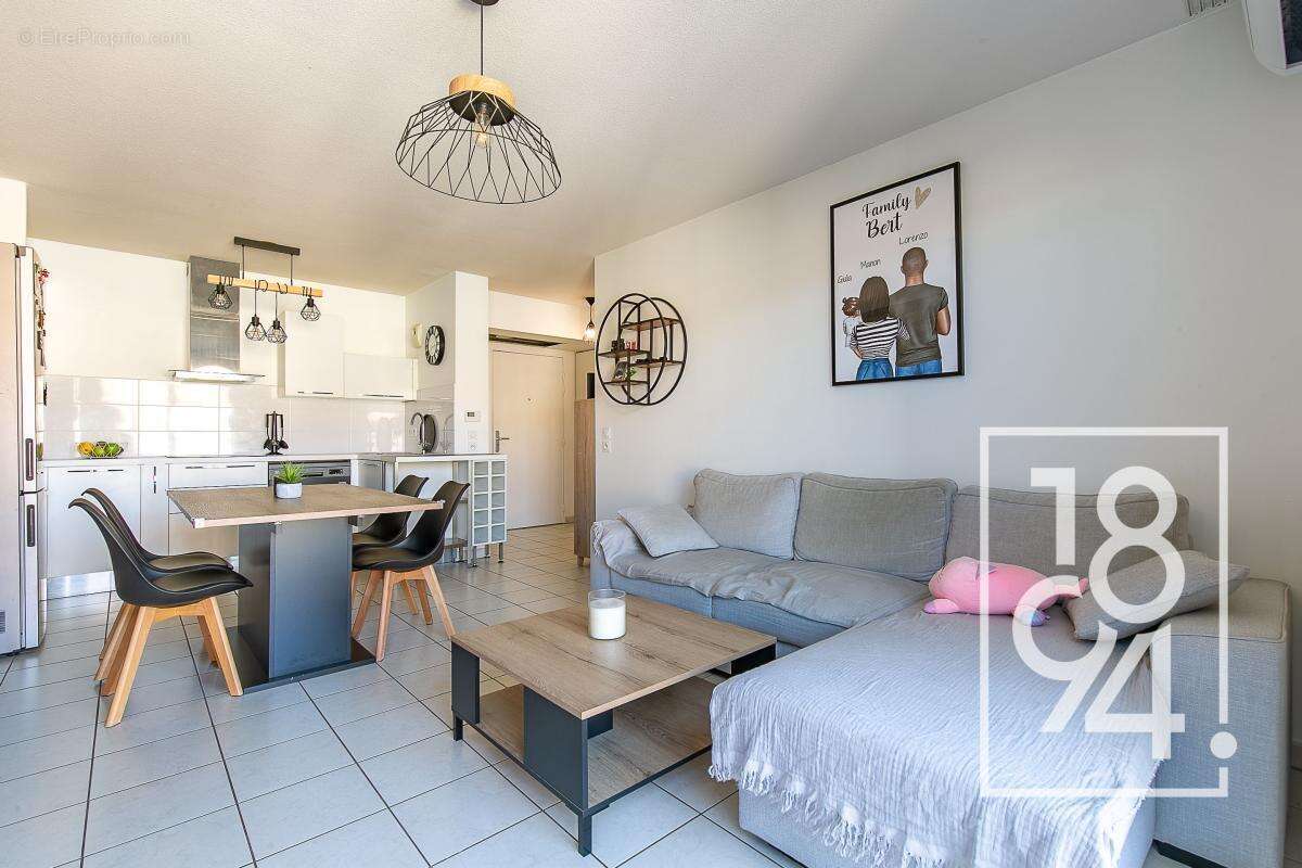 Appartement à MARSEILLE-12E