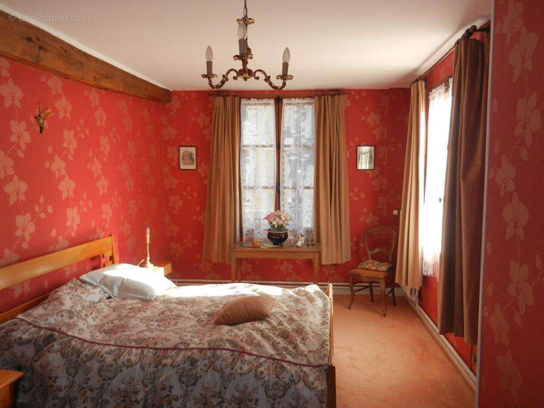 Maison à NONANCOURT