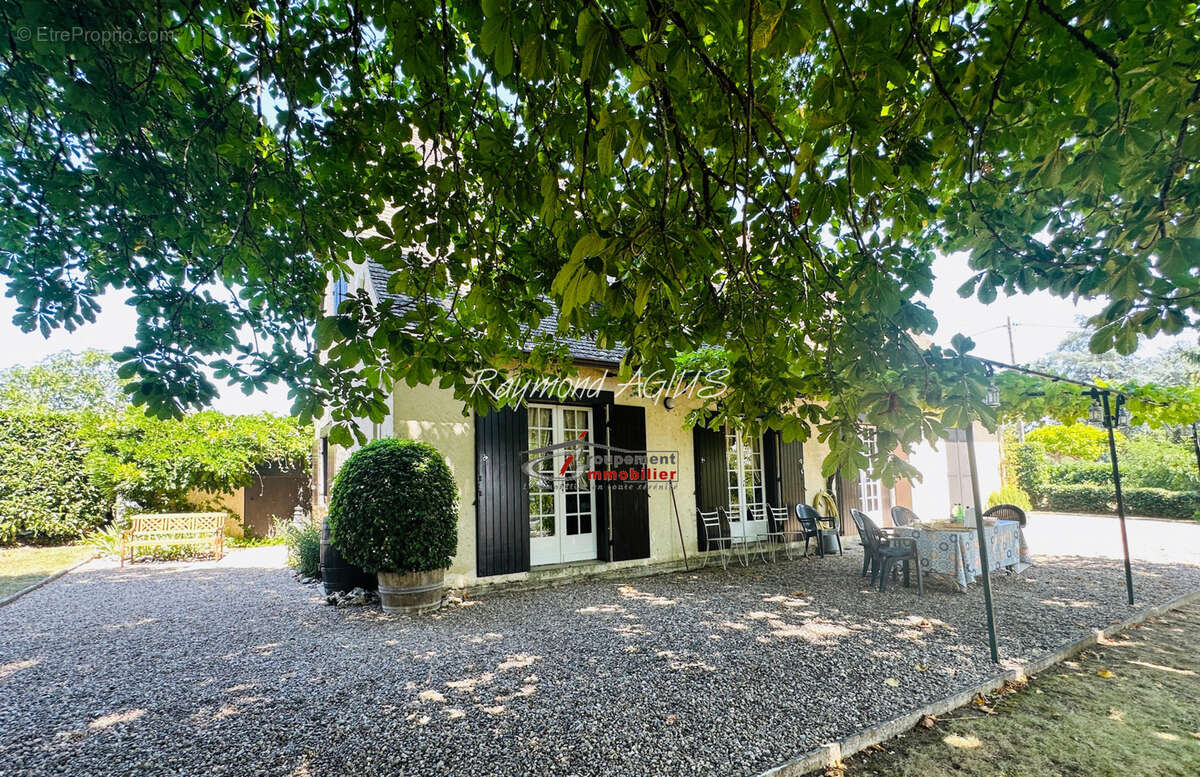 Maison à VELINES