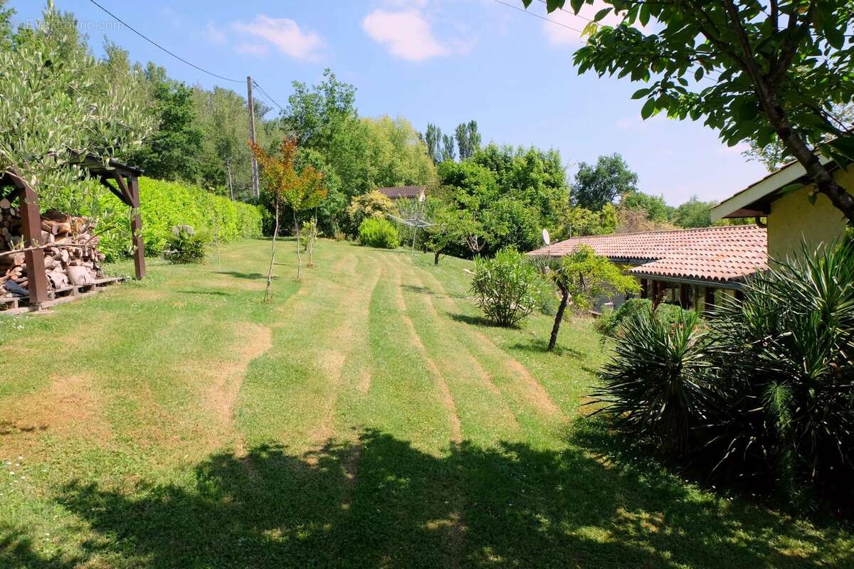 Maison à CASSENEUIL