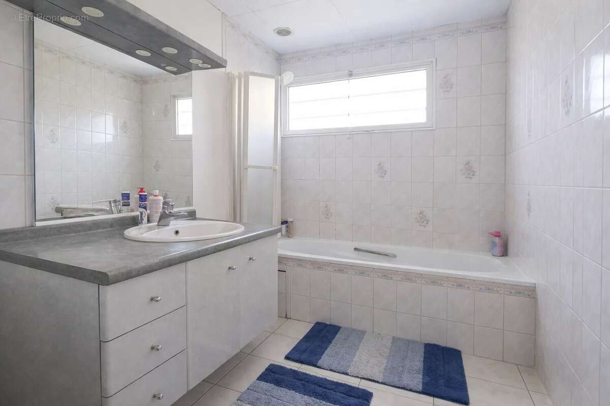 Maison à TOURNAN-EN-BRIE