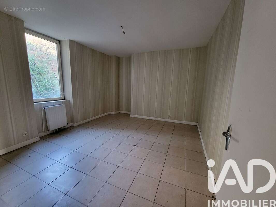 Photo 2 - Appartement à LE CREUSOT