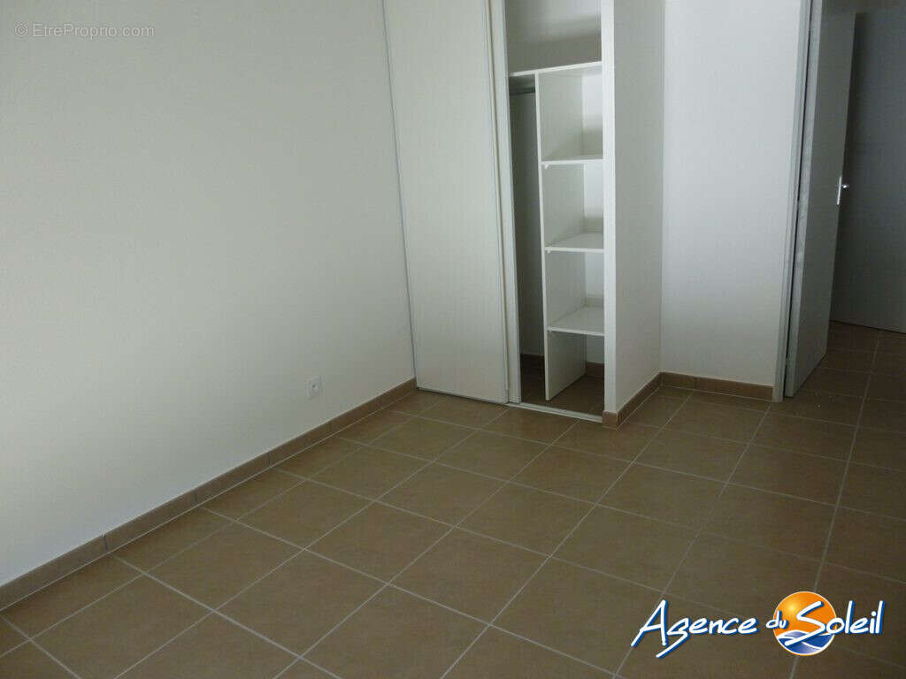Appartement 56 m² à Theza  - photo 4