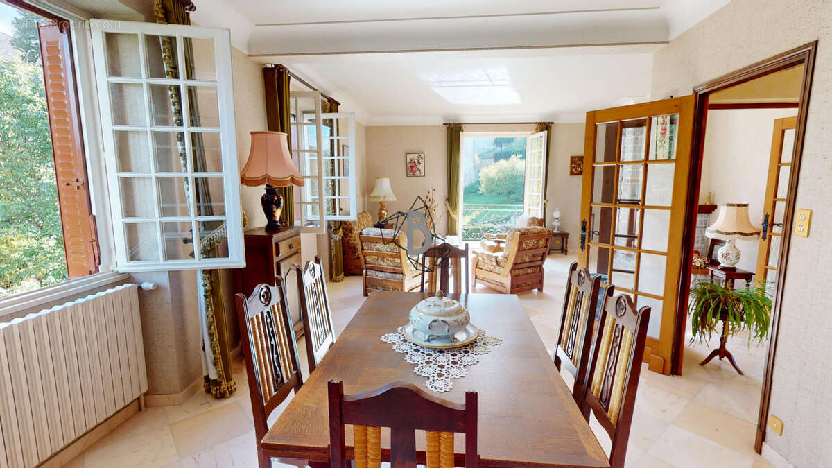 Maison - 195m2 - salles-curan - photo 10