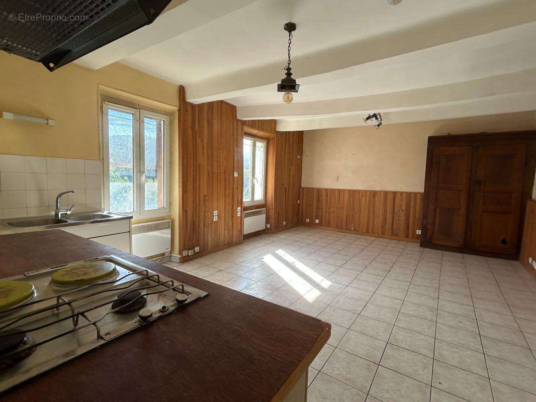 Appartement à SEDERON