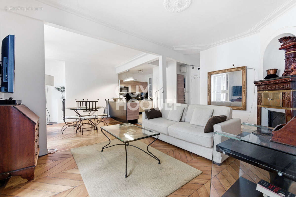 Appartement à PARIS-9E