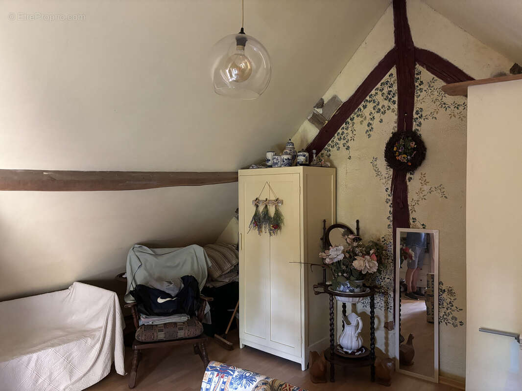 Maison à SAINT-DENIS-DE-JOUHET