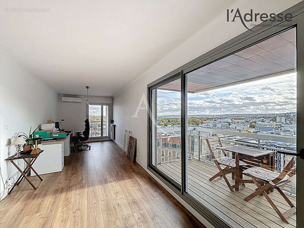 Appartement à SURESNES