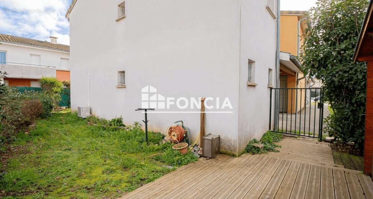 Maison t4/5  avec 2 parkings et jardin - photo 8