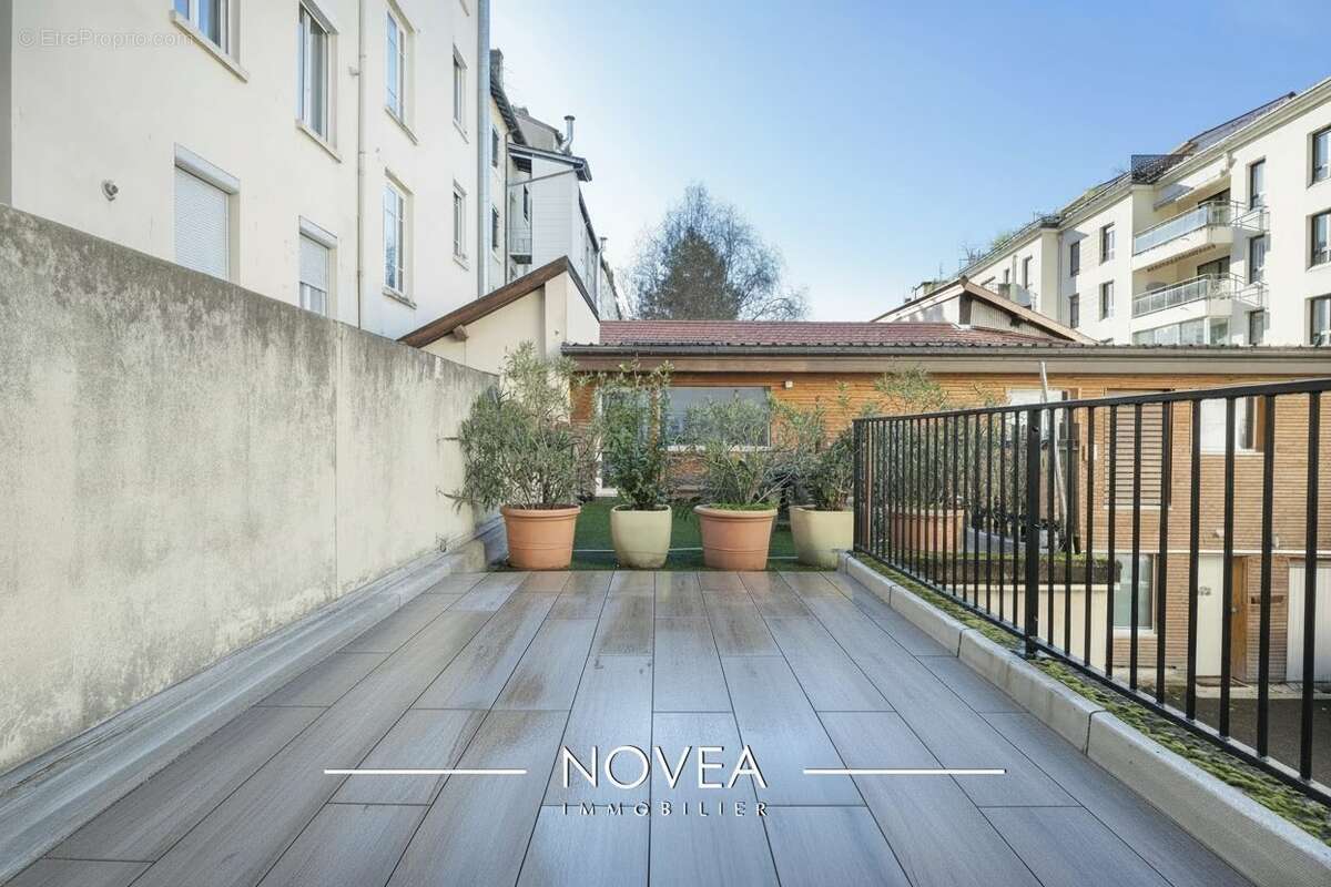 Appartement 120 m² à Villeurbanne  - photo 9