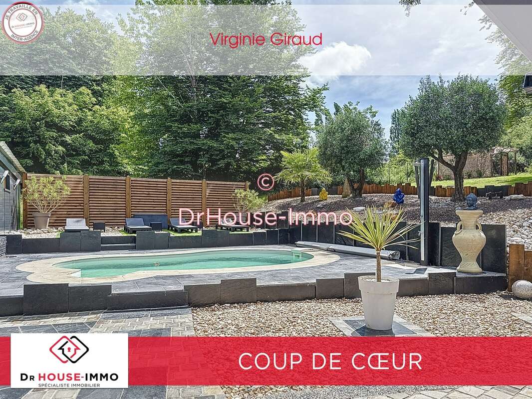 Maison à NOTRE-DAME-DE-SANILHAC