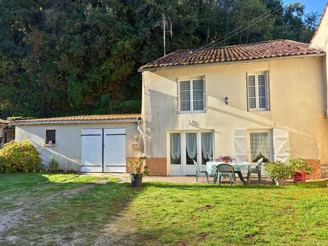 Maison à SAINT-BRICE