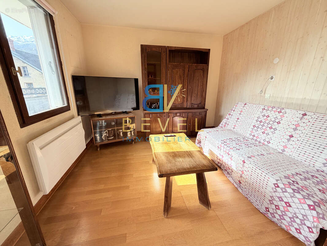 Appartement à SAINT-JEAN-DE-MAURIENNE