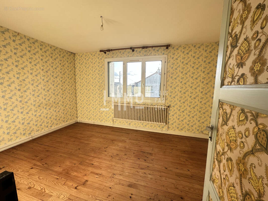 Maison 65 m² à Besse-Sur-Braye  - photo 6