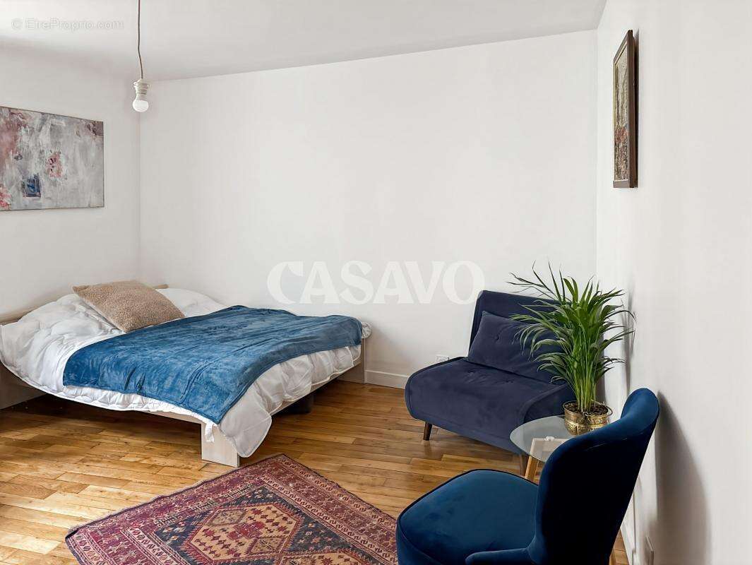 Appartement à PARIS-14E