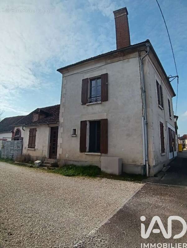 Photo 4 - Maison à CHEMILLY-SUR-YONNE
