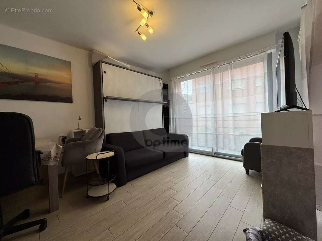 Appartement à ROQUEBRUNE-CAP-MARTIN