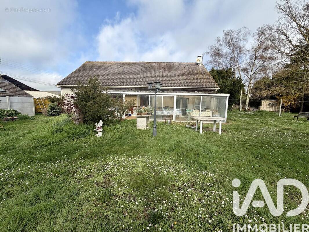 Photo 1 - Maison à MAISONS