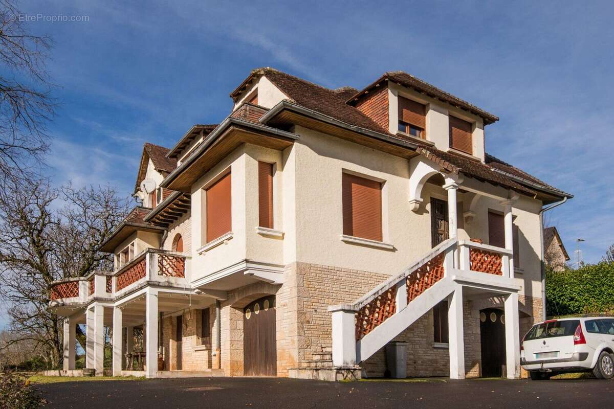 Exlusivité:Maison familiale au coeur  d'un village Corrézien, proche Brive - photo 7