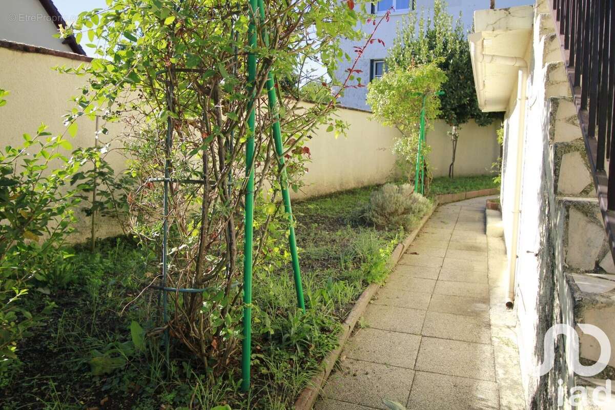 Photo 3 - Maison à VILLECRESNES