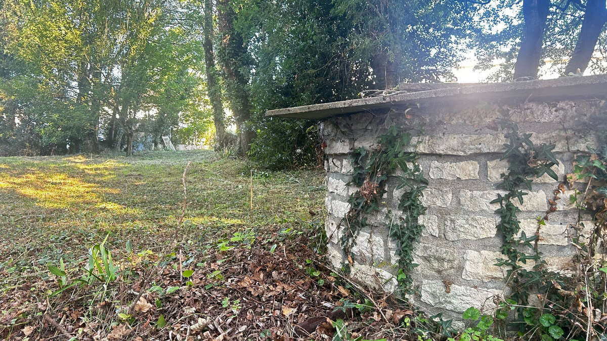 Maison à BESSINES