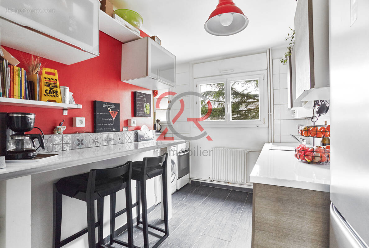 Appartement à SARTROUVILLE