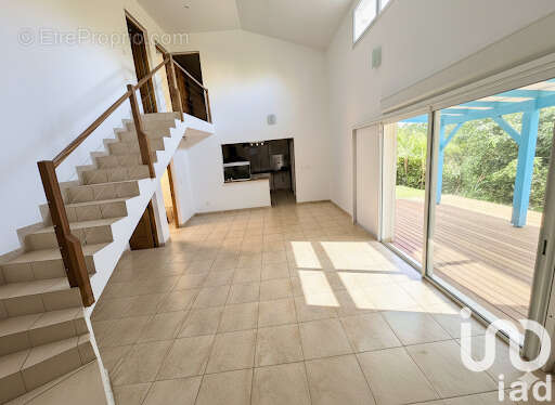 Photo 2 - Maison à SAINT-PIERRE