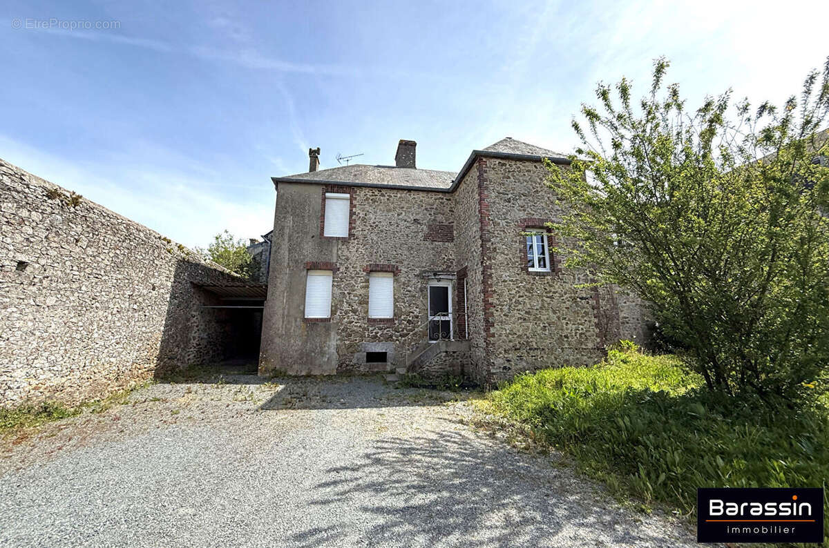 Appartement à AGON-COUTAINVILLE