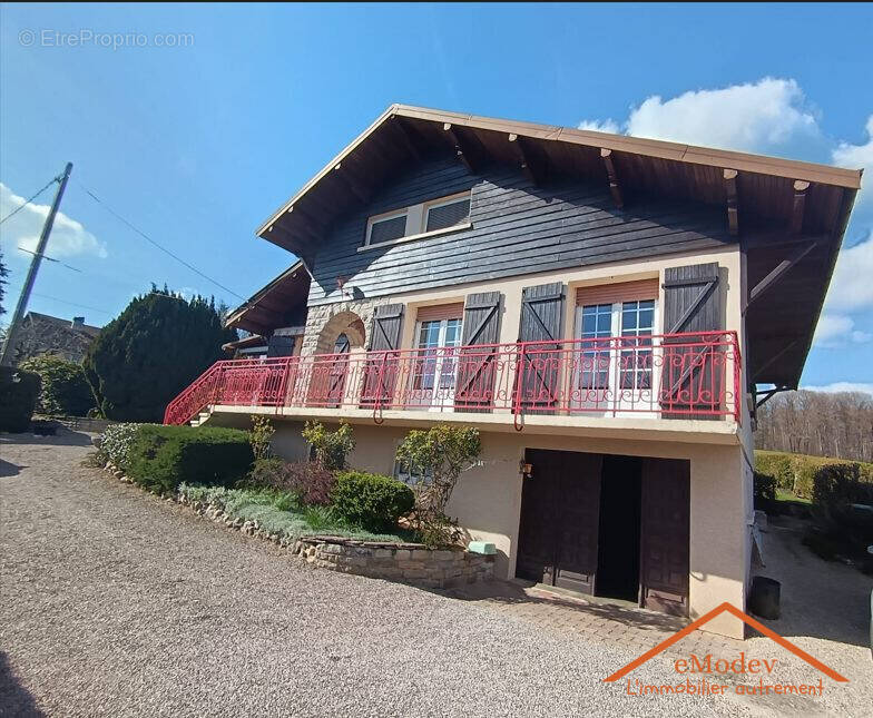 Maison à BAINS-LES-BAINS
