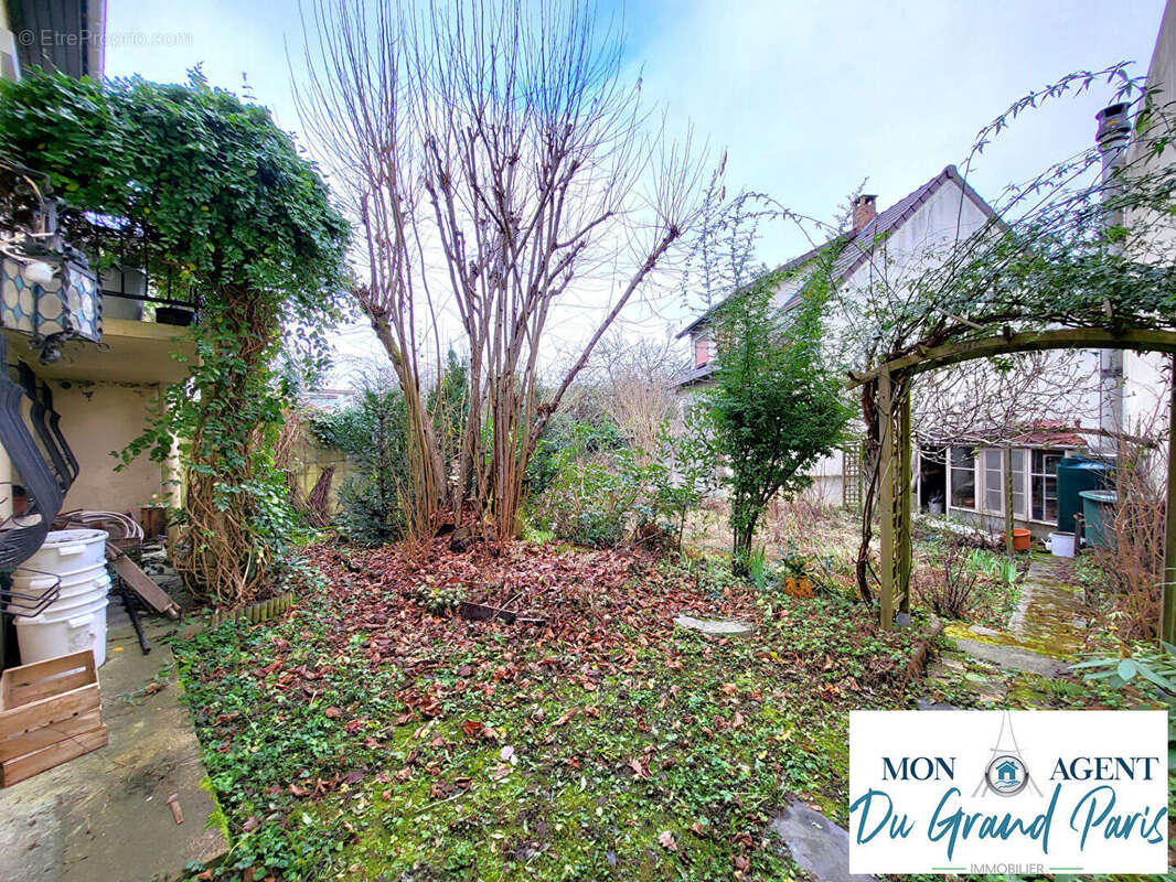 Maison à VILLEBON-SUR-YVETTE