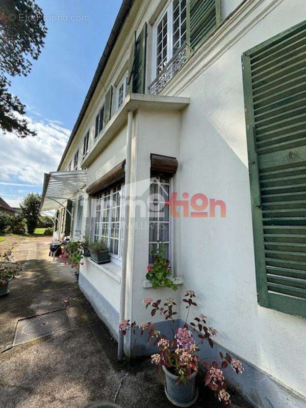 Maison à BEAUCHAMPS