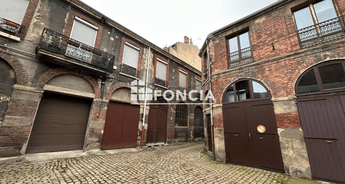 Appartement à SAINT-ETIENNE