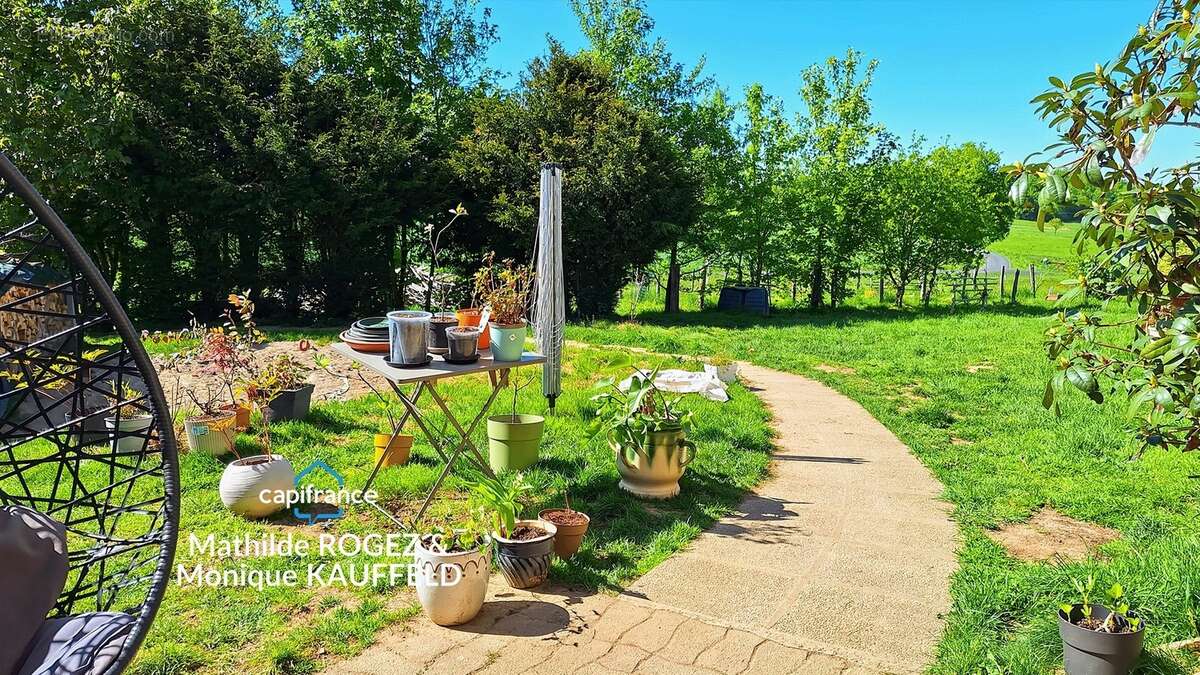 Maison 97 m² + 2ème maison à rénover – 6000 m² terrain – Saint-Gervais-sous-Meymont - photo 2