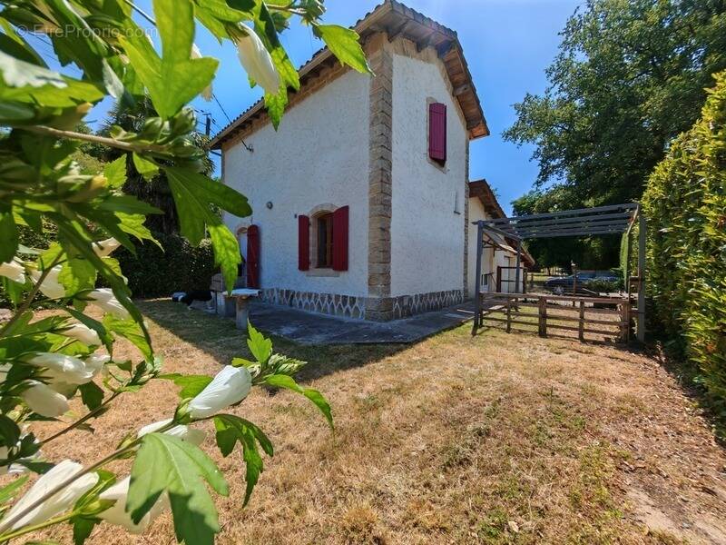 Maison à EAUZE
