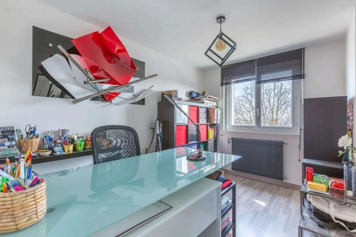 Appartement à OULLINS