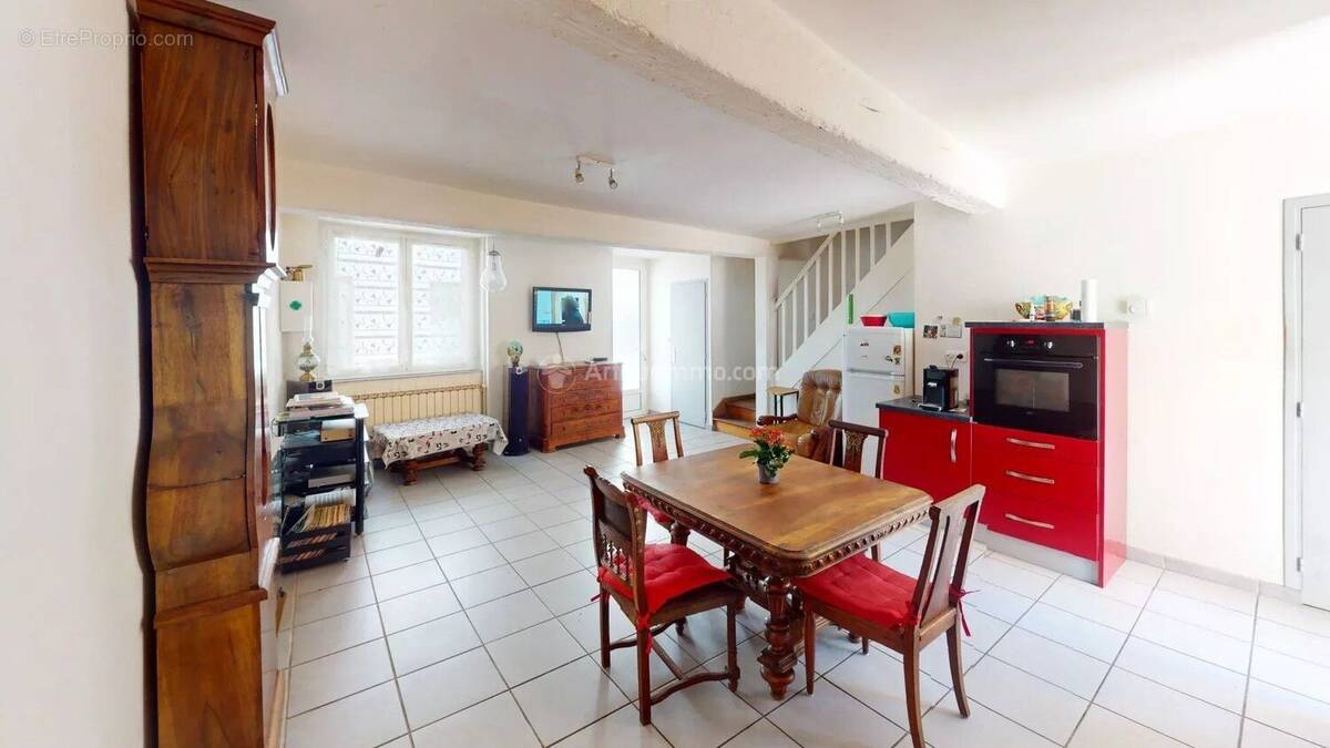 Maison à SAINTE-COLOMBE