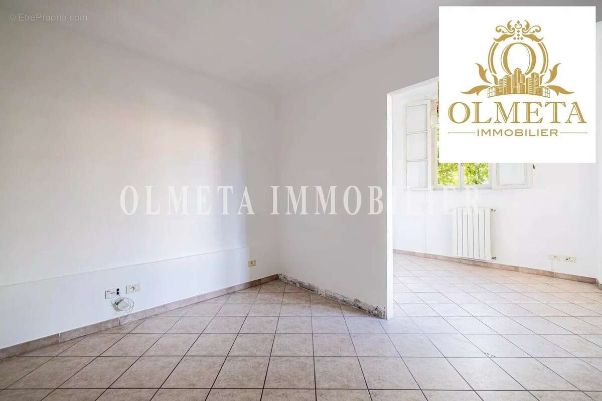 Appartement à ROQUEBRUNE-CAP-MARTIN