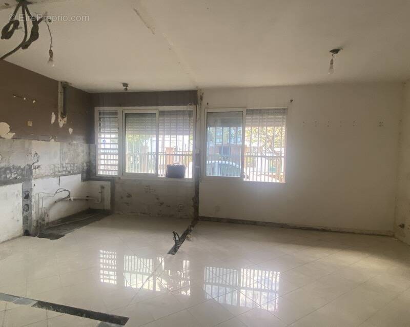 Appartement à SAINT-DENIS