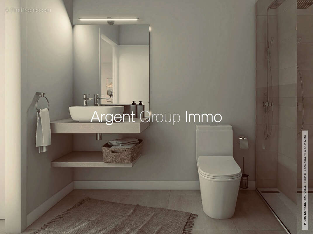 Appartement à BORMES-LES-MIMOSAS