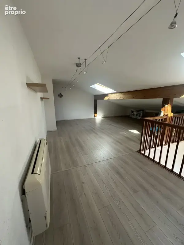 Appartement 3 pièces avec mezzanine et balcon - Dernier étage - photo 3