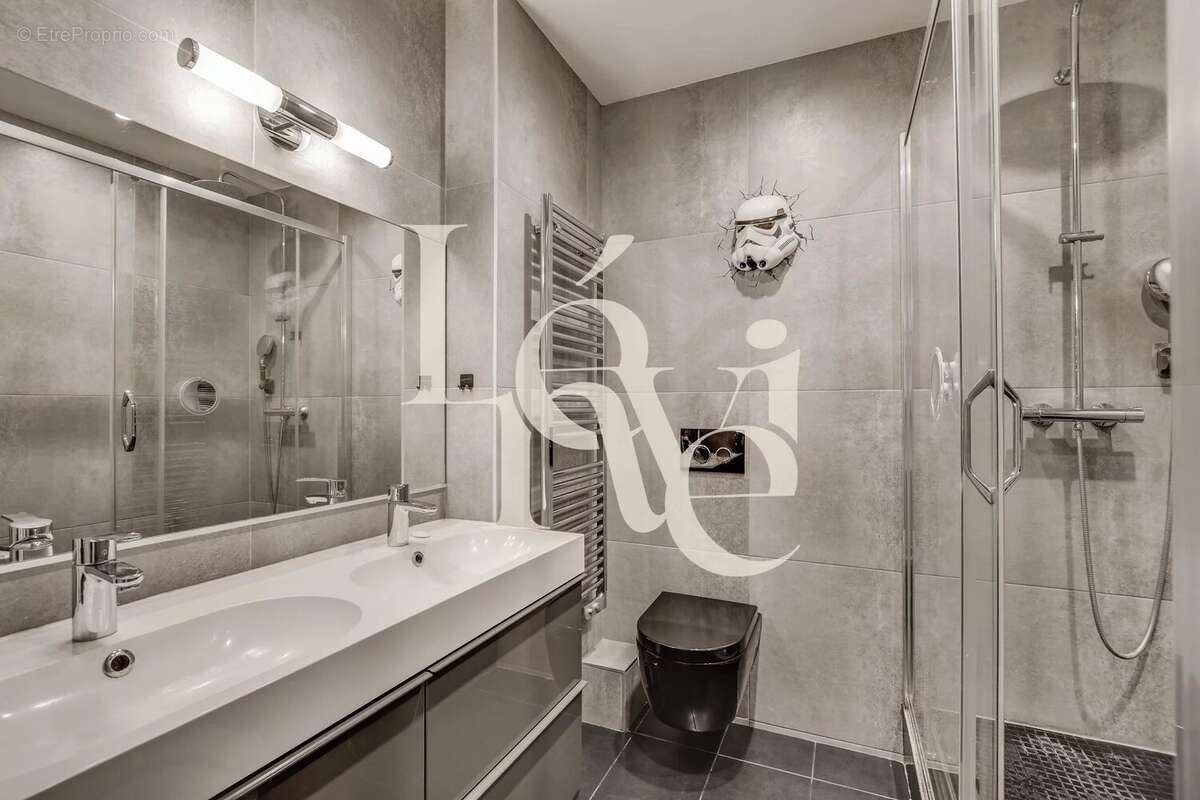 Appartement à PARIS-12E
