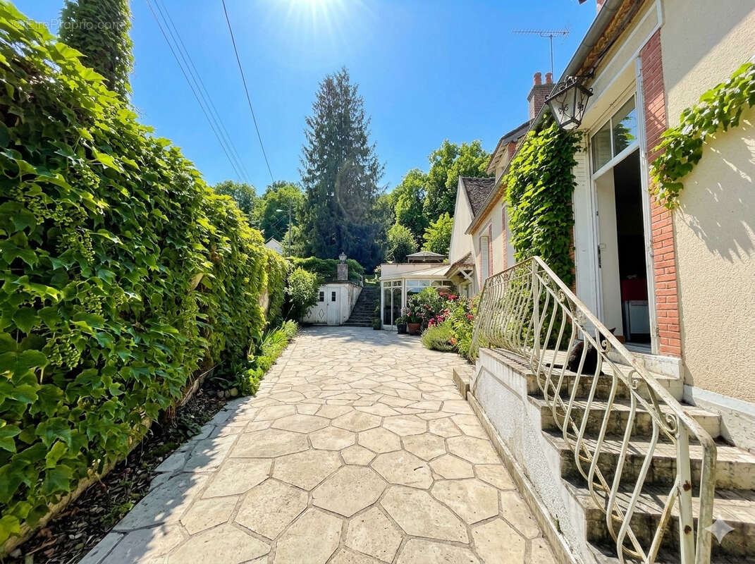Maison à FONTAINEBLEAU