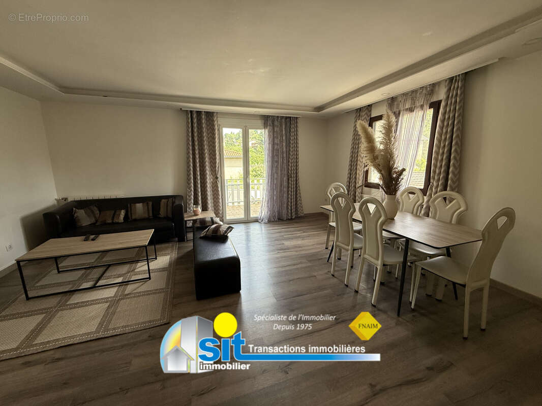 Maison à SAINT-MAURICE-L'EXIL