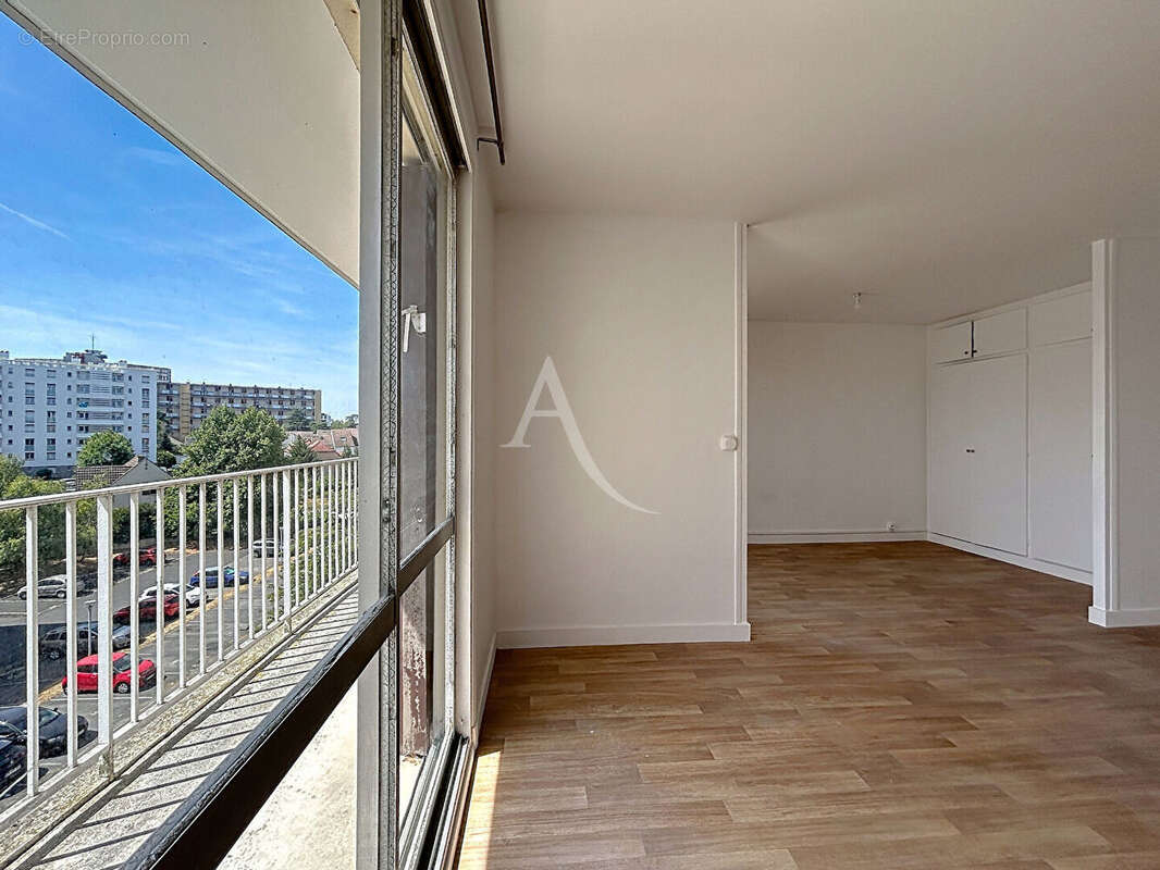 Appartement 3 pièces à vendre à Melun - photo 2