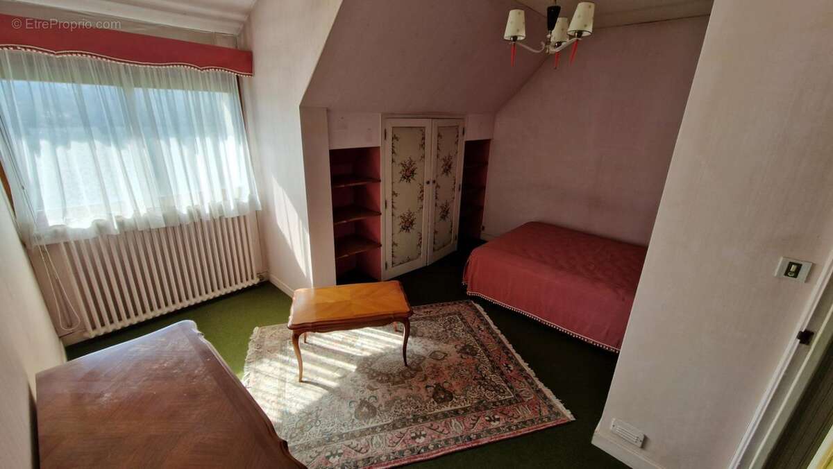 Maison à LA CHATRE