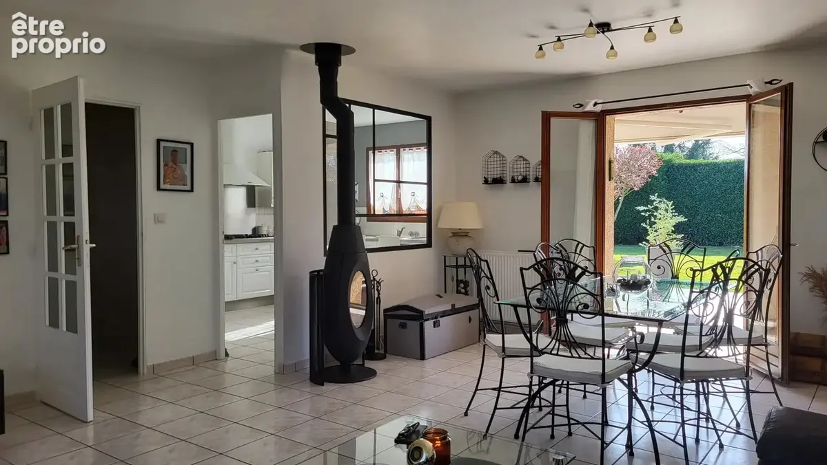 Maison 7 pièces 102 m² à vendre à Belleville (69220) - photo 2