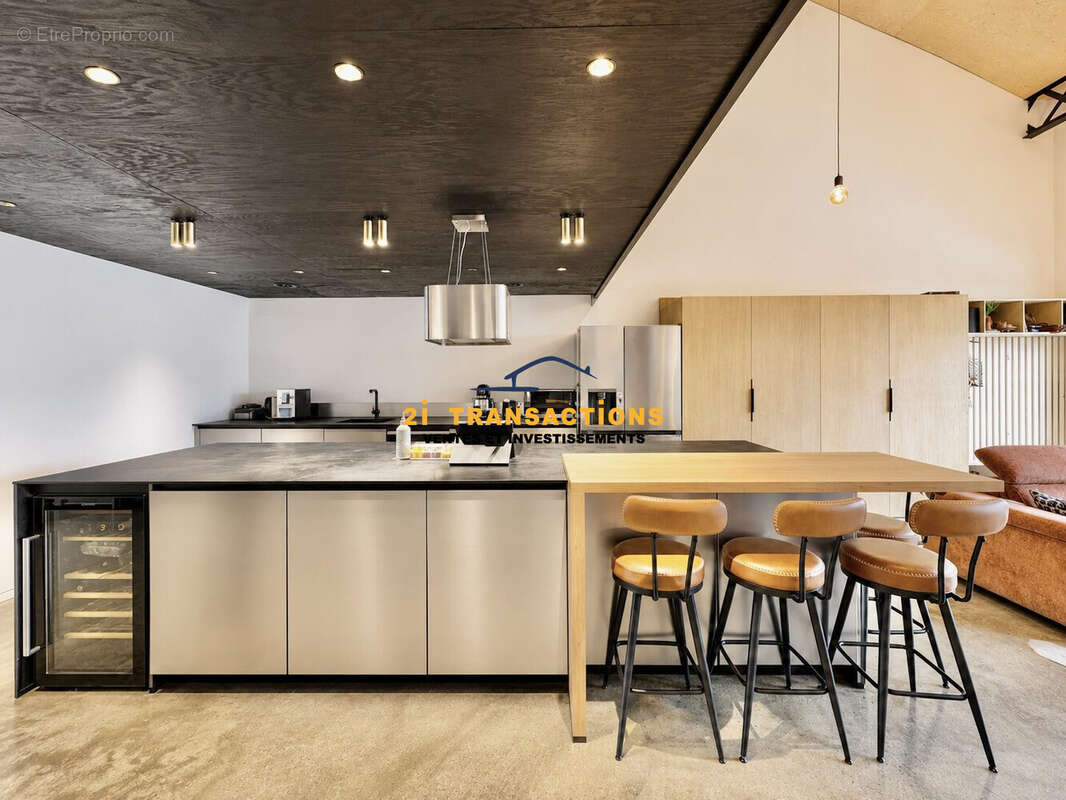 Appartement 126 m² à Saint-Etienne  - photo 5