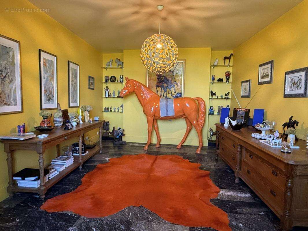 Maison à COLLONGUES