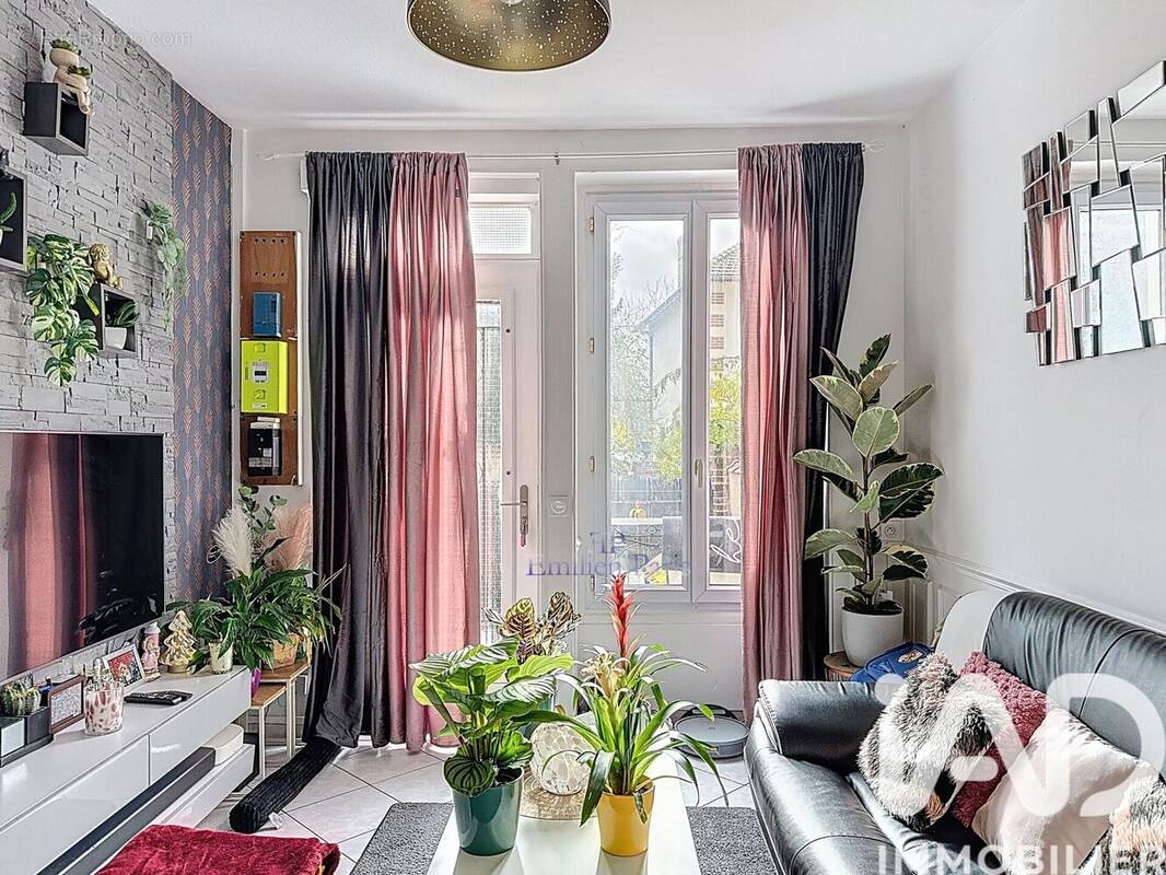 Photo 1 - Maison à FOLLAINVILLE-DENNEMONT